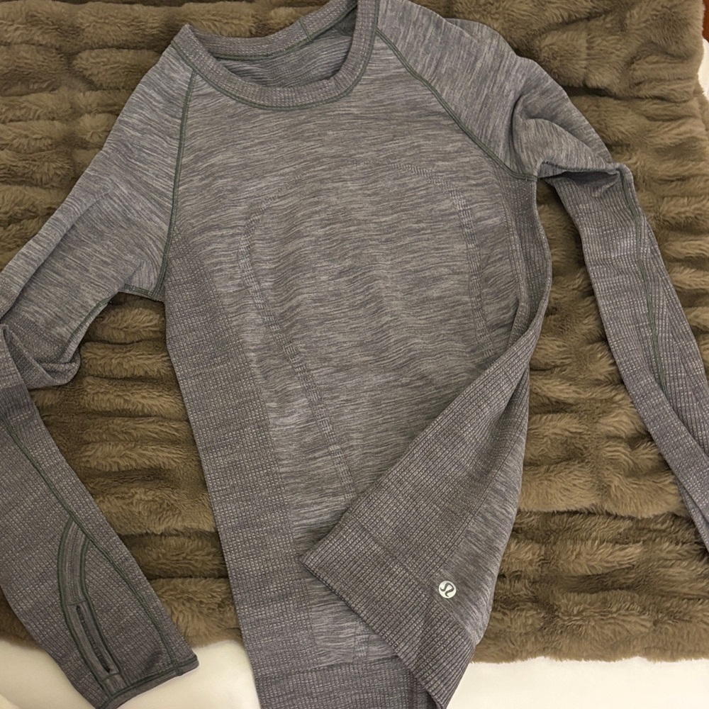 lululemon athletica Long Sleeve Seamless Grey Top